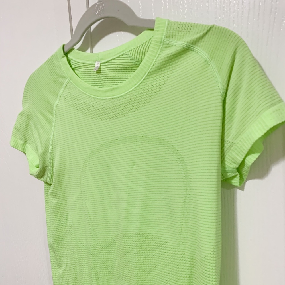 Lululemon Lime Green Shirt